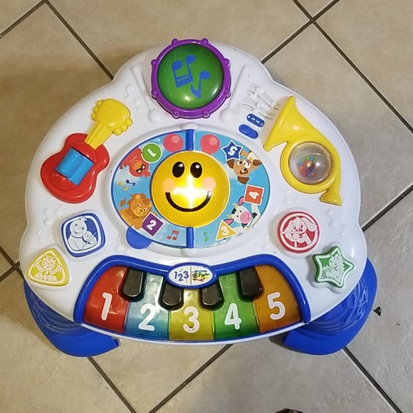 Toy - Picture 6 of 8